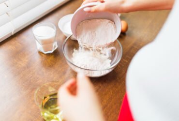 szklanki mąki ile to gram